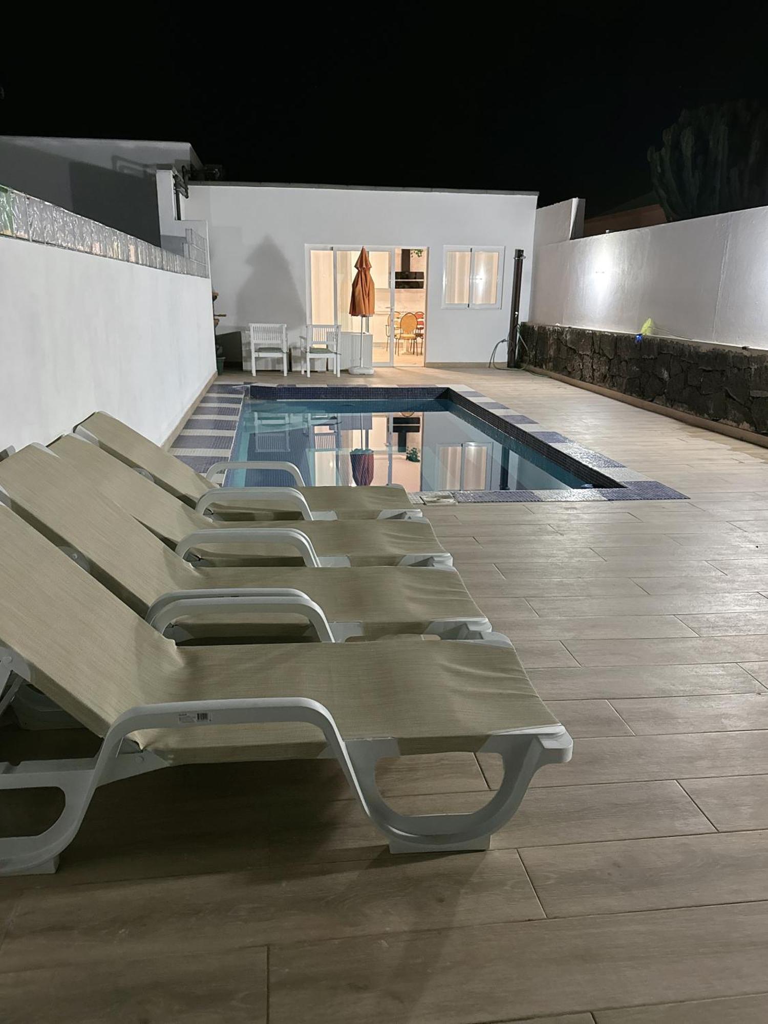 Villa Tony Playa Blanca  Exterior photo